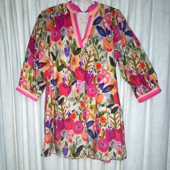 entro Dresses & Skirts - Entro Bright Floral dress